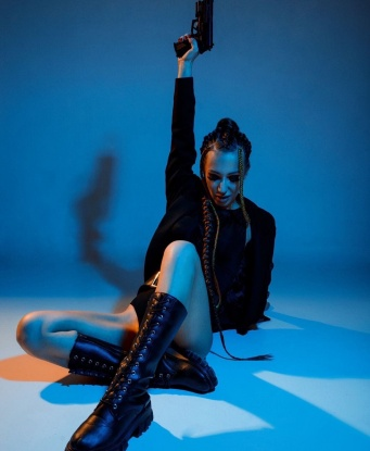 Я креативная индивидуалка, всегда нежная и опытная. У меня есть огромный арсенал услуг, которые не оставят тебя равнодушным. 😉
Я живу в Москве и могу провести время с тобой в уютном номере отеля или пригласить тебя к себе. Мои возможности безграничны, будь то классический секс, оральные ласки или эксперименты в постели. Ты можешь просто отдохнуть и наслаждаться моим массажем, либо насладиться бурной ночью с полным погружением в мир страсти.
Меня уже рекомендуют мои клиенты. Отзывы о моей работе говорят о моей профессиональности и способности угадывать желания партнера. 😉 Мои фото настоящие, так что можешь быть уверен, что встретишь ту девушку, которую видишь на картинках.
Доверься мне, и я подарю тебе незабываемое время в Москве. Ты точно захочешь вернуться ко мне снова и снова! 💋 11776, 23 года