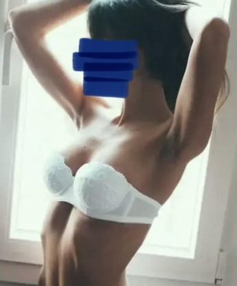 Встречусь в Москве и подарю вам море наслаждения. Мои услуги разнообразны: классический секс, оральные ласки, массаж и многое другое. Здесь вы найдете мое фото и отзывы о моей работе. Желаю, чтобы наше свидание принесло вам незабываемую, страстную ночь. Жду встречи в Москве! 💋🌹 14119, 28 лет