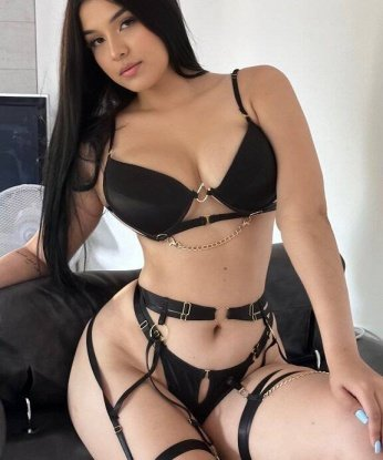 У меня много опыта и я готова показать тебе все, что умею. Живу в Москве и знаю этот город, как никто другой. Мои услуги включают классический секс, оральный секс, анальный секс, ролевые игры и многое другое. На моих фото ты можешь увидеть мои привлекательные формы и нежную кожу. Мои клиенты очень довольны моими услугами, и я готова сделать все возможное, чтобы удовлетворить тебя. ️🔥💦 Жду, чтобы забрести в мои объятья и погрузиться в мир наслаждения с тобой. 3087, 23 года